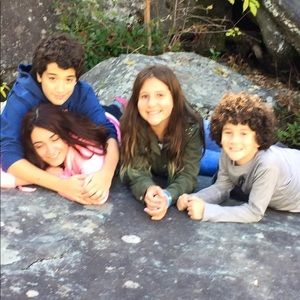 Meet your Posher, Edith